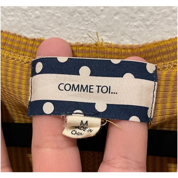 COMME TOI Yellow Tan Long Sleeve V-Neck Blouse - Picture 2 of 5